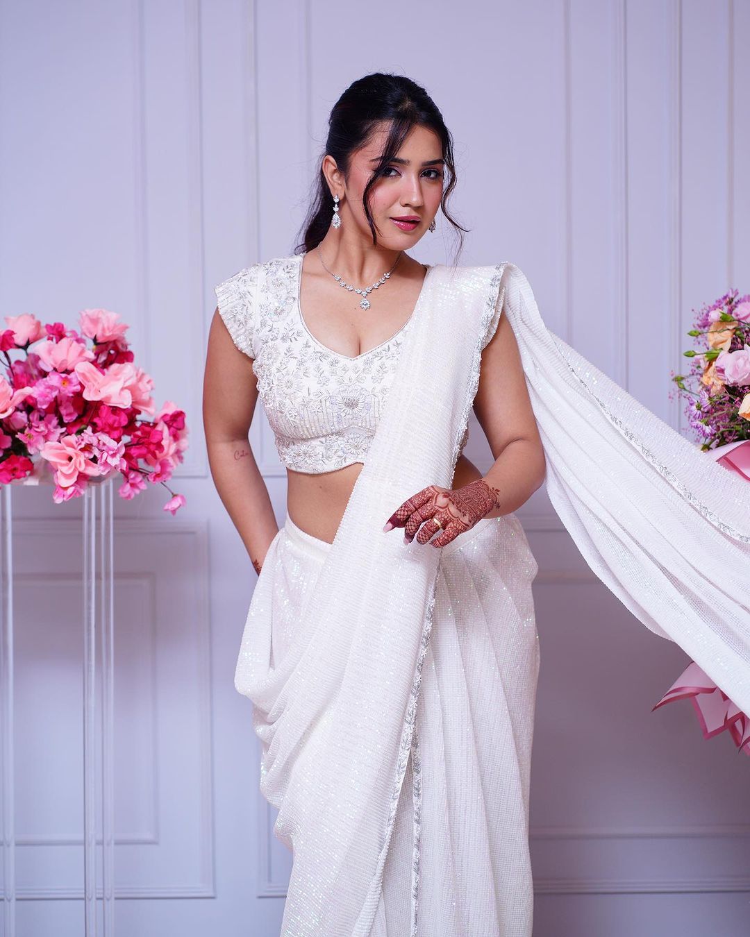 ( Photos : Instagram )