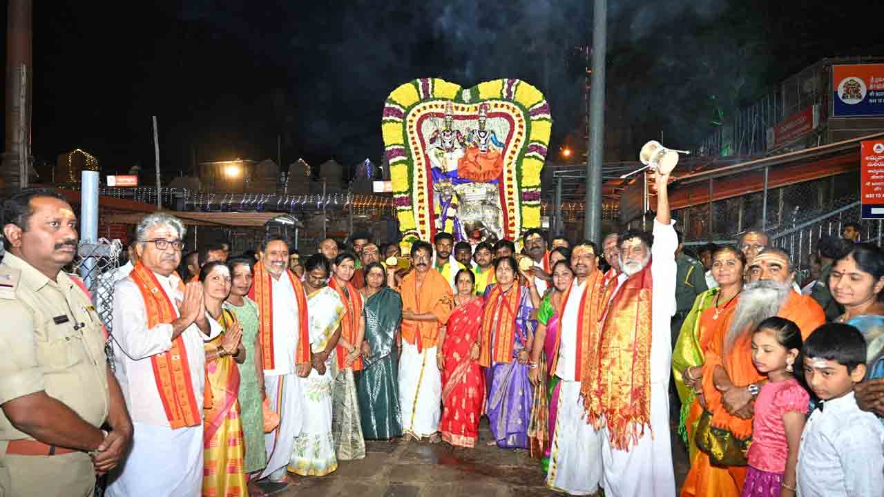 Srisailam | శ్రీశైలంలో ముగిసిన దసరా ఉత్సవాలు.. నిజ‌రూప అలంకారంలో భ్రామ‌రి.. శాస్త్రోక్తంగా పూర్ణ‌హుతి