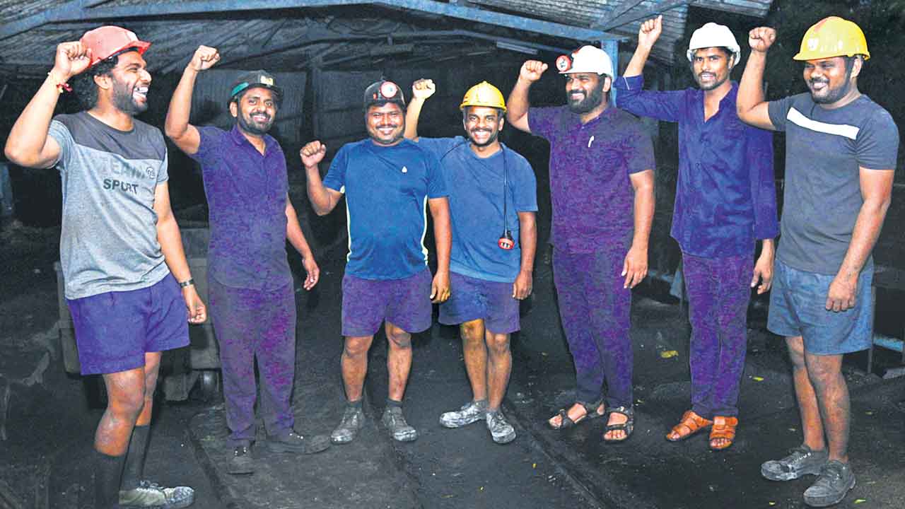 సింగరేణి లాభాల్లో కార్మికుల వాటా 711 కోట్లు