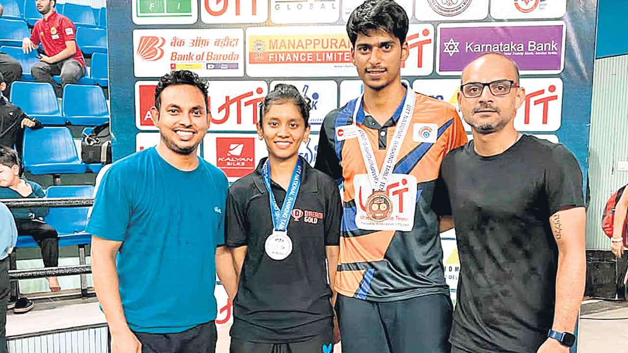 శ్రీజకు రజతం.. స్నేహిత్‌కు కాంస్యం