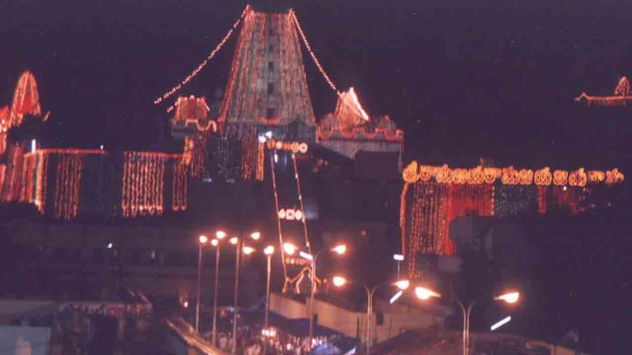 Bhadrachalam |  రేపటి నుంచి భదాద్రి రామయ్య సన్నిధిలో దేవీ శరన్నవరాత్రి వేడుకలు