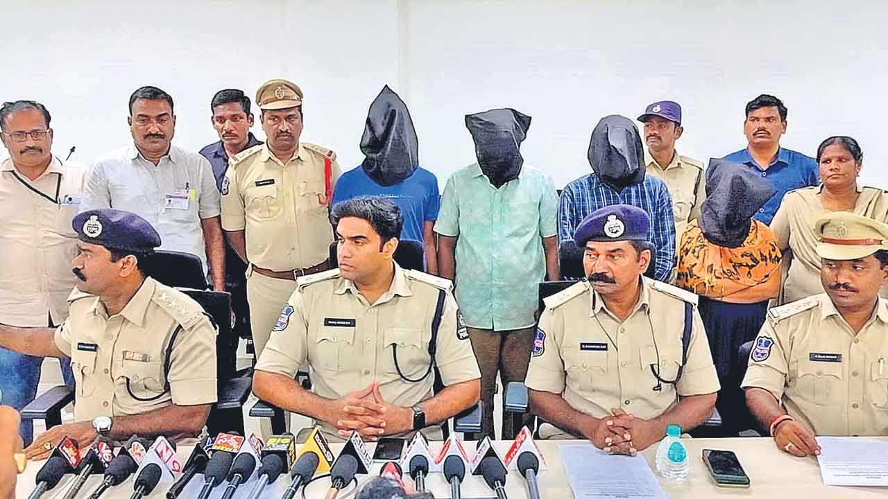 Illegal Affair | కట్టుకున్నోళ్లను కడతేర్చిన ‘కోరిక’.. వివాహేతర సంబంధం ఇద్దరి ప్రాణాలను బలిగొన్నది