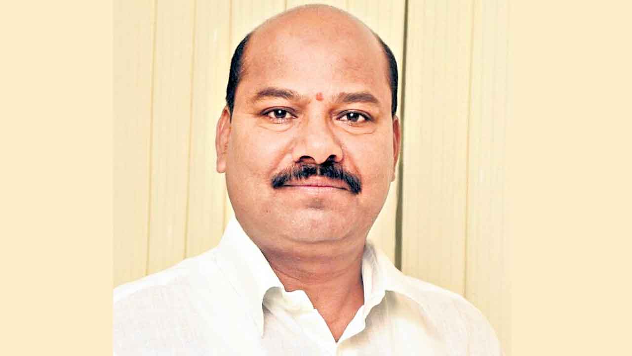 ప్రభుత్వ రుణం తీర్చుకోవాల్సిన తరుణమిదే