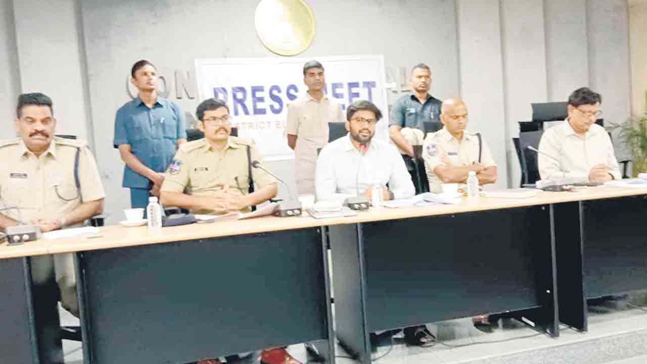 ఎన్నికల నియమావళి పాటించాలి..