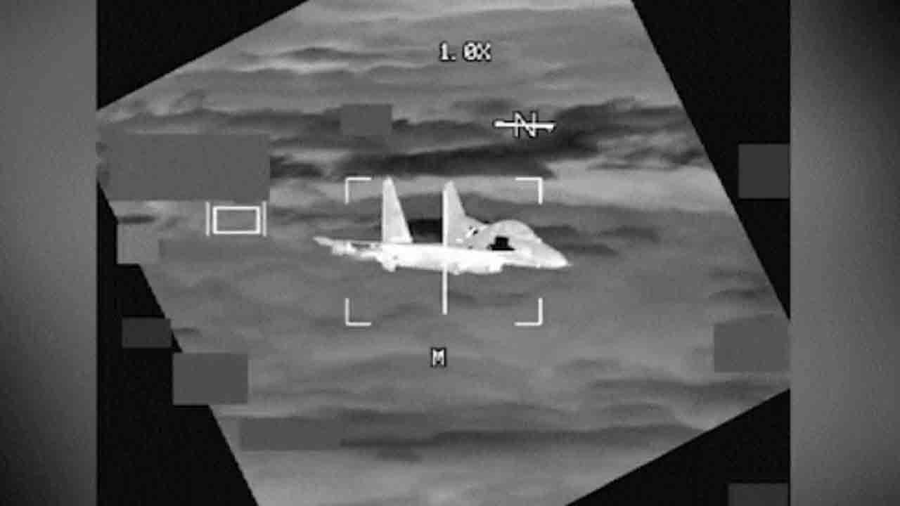 Watch: పది అడుగుల దూరంలోకి అమెరికా, చైనా జెట్స్‌.. తర్వాత ఏం జరిగిందంటే?