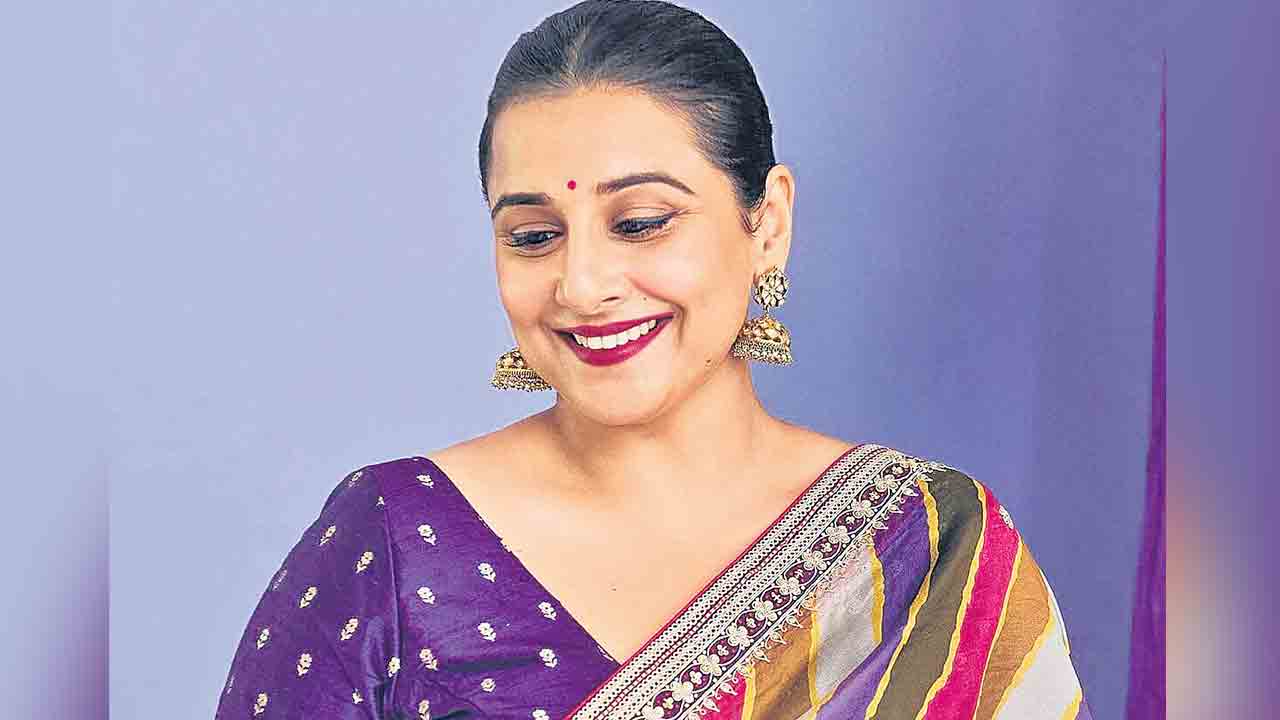 అన్ని డైలాగులూ చెప్పేస్తా!