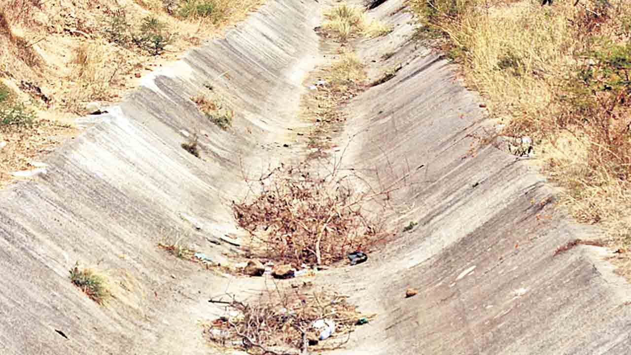 కాంగ్రెస్‌తో నరకం.. బీఆర్‌ఎస్‌తో సంతోషం