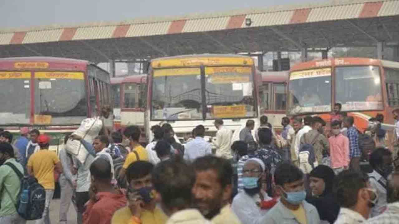 Uttar Pradesh | బీజేపీ పాలిత యూపీలో దారుణంగా ప్రజా రవాణా వ్యవస్థ.. ఇప్పటికీ బస్సు సౌకర్యం లేని గ్రామాలు 4793