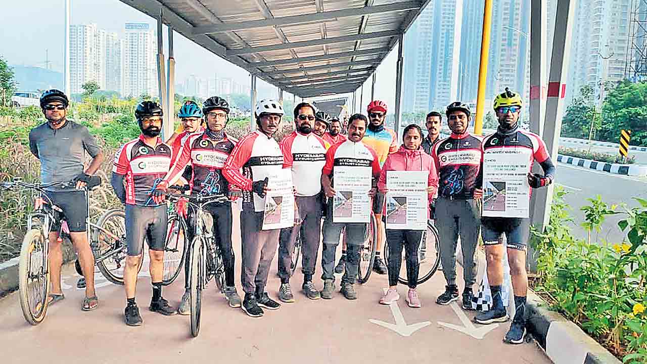 పదివేల కిలో మీటర్ల సైక్లింగ్‌ చాలెంజ్‌