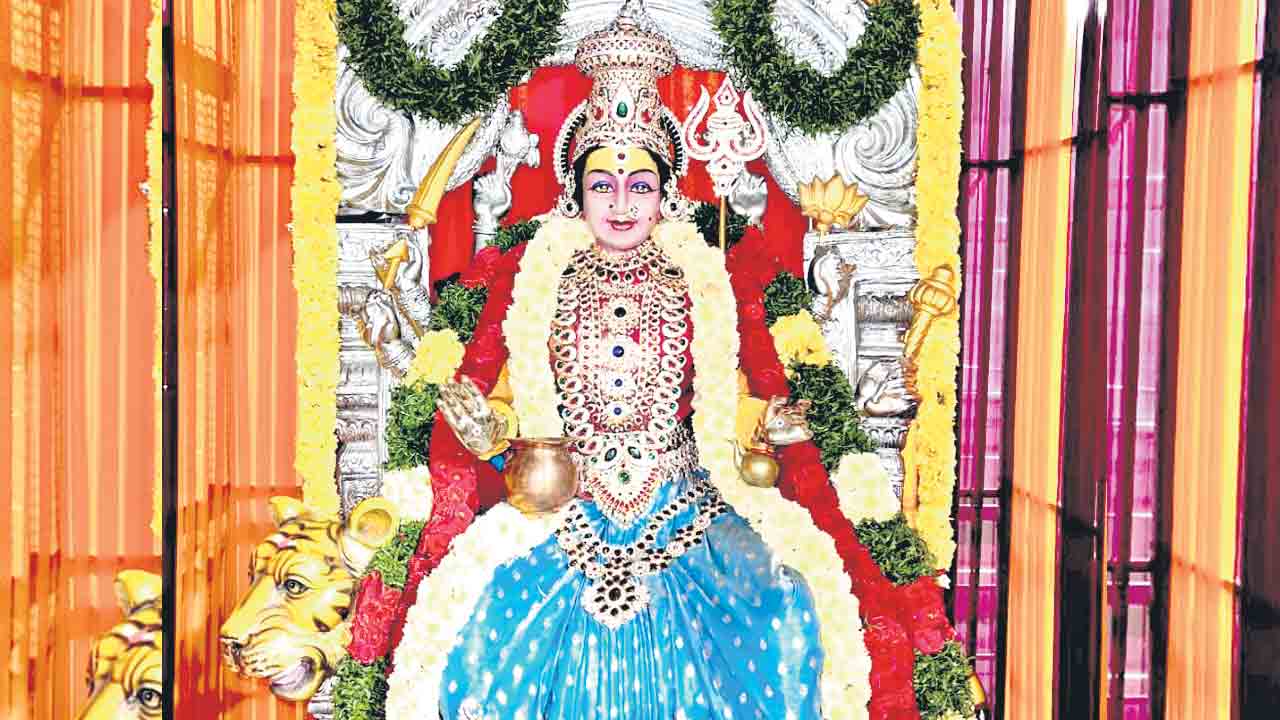 కూష్మాండ రూపంలో అమ్మవారు