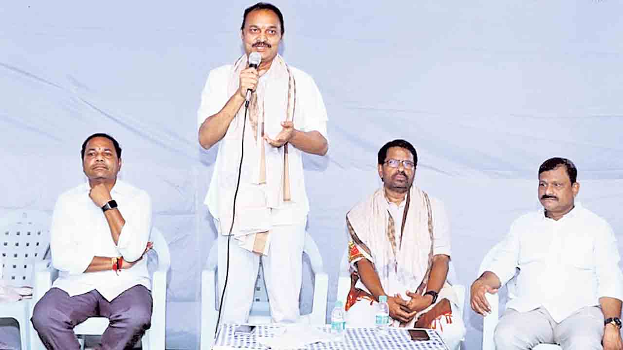 బండారి లక్ష్మారెడ్డికే మా మద్దతు