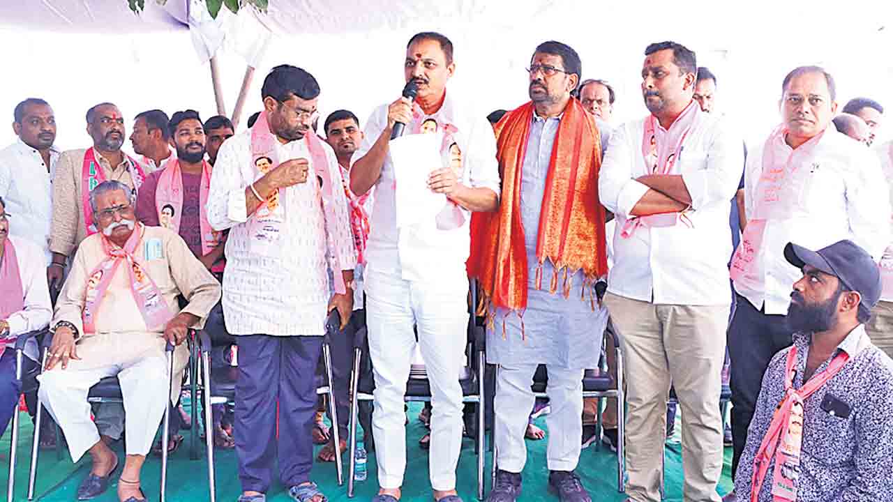 ఉప్పల్‌లో గులాబీ జోష్‌..