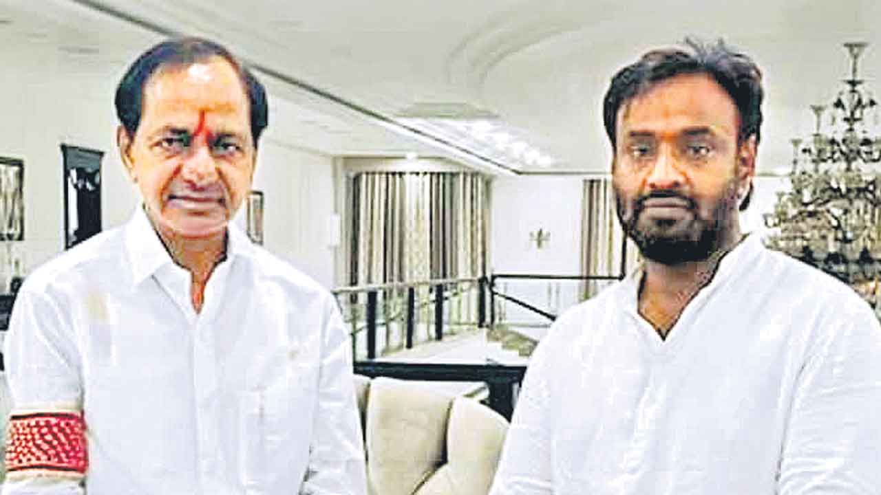 Vihar Reddy కాంగ్రెస్కు వరుస ఎదురుదెబ్బలు-Namasthe Telangana