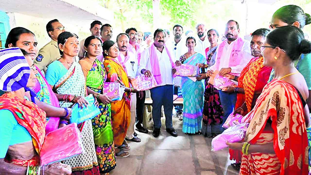 విలీన గ్రామాల అభివృద్ధికి కృషి