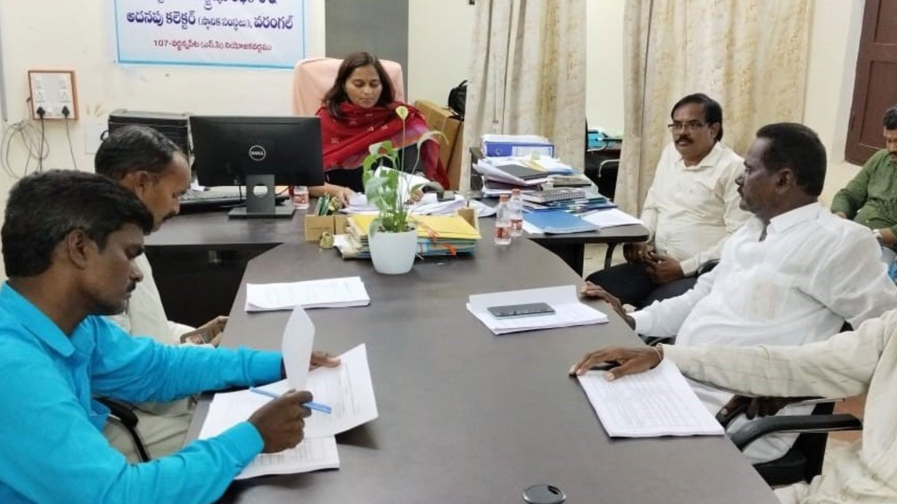 ఎన్నికల నియమావళిని పాటించాలి