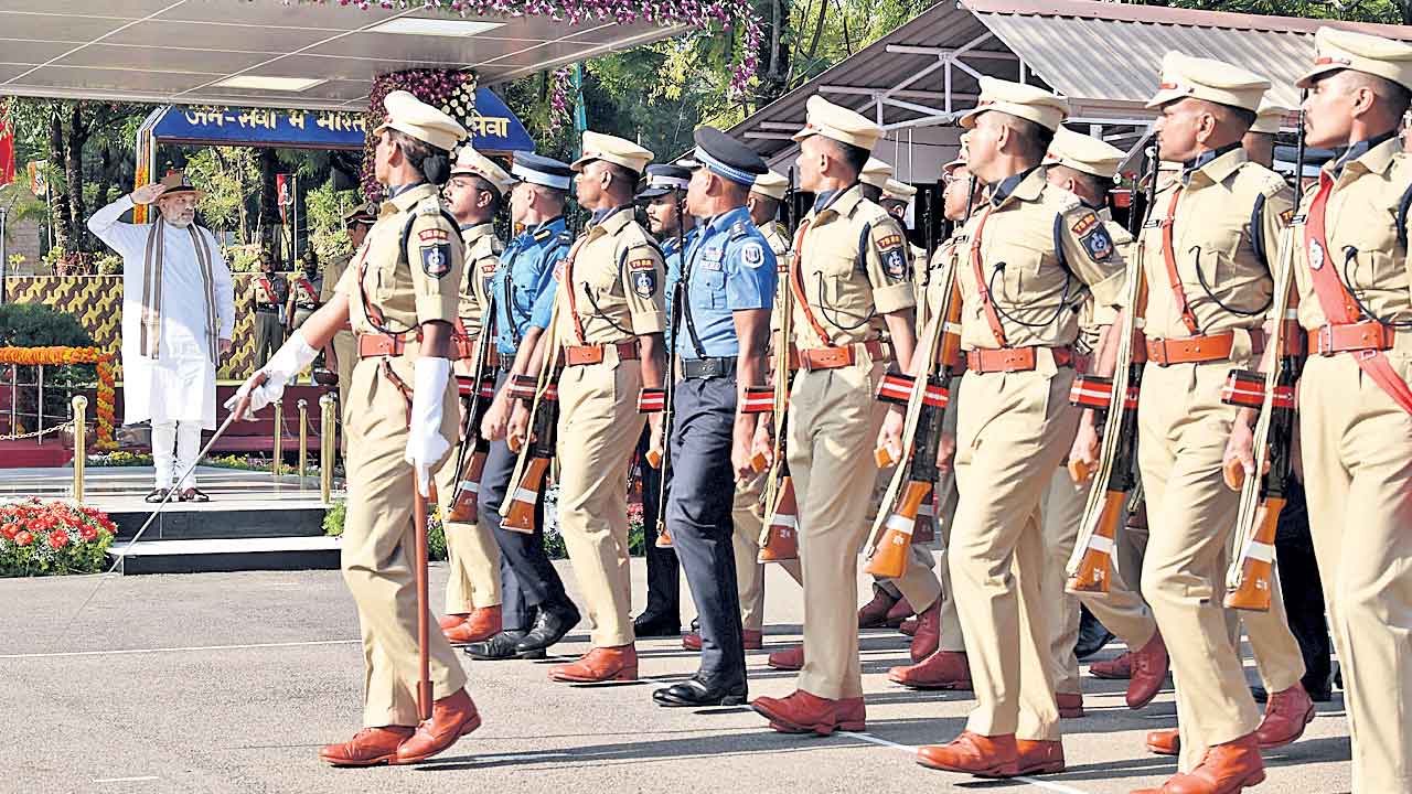 అంతర్గత రక్షణలో పోలీస్‌ వ్యవస్థే కీలకం