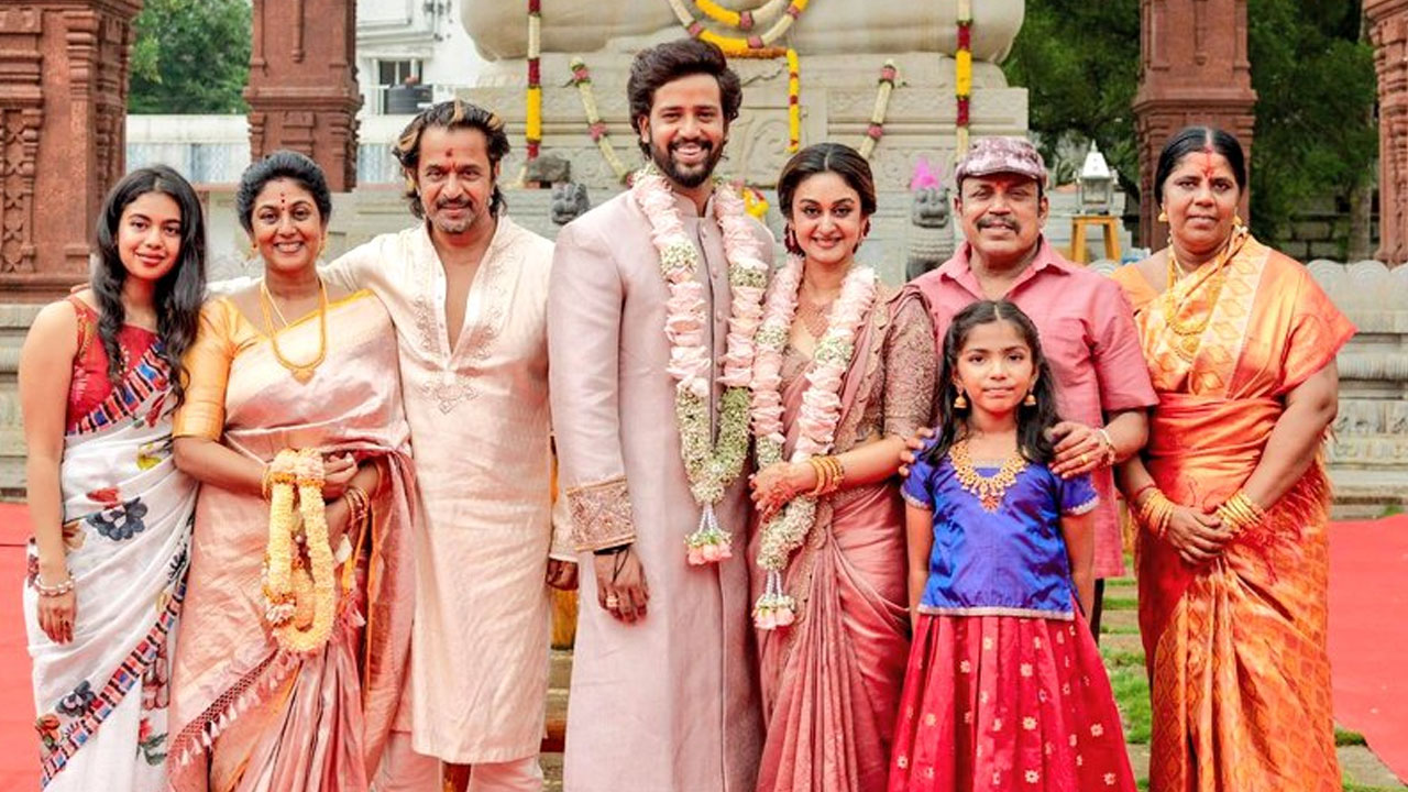 Arjun Sarja | ఘనంగా అర్జున్‌ సర్జా కూతురు ఎంగేజ్‌మెంట్‌.. ఫోటోలు వైరల్