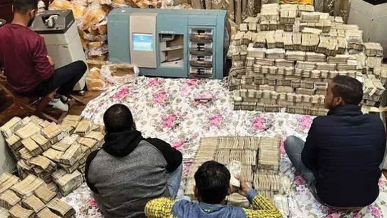 Karnataka | ఎన్నికల ఫండింగ్‌కు ఏటీఎంగా కర్ణాటక.. సిద్దరామయ్య సర్కారుపై విపక్ష నేతల మండిపాటు