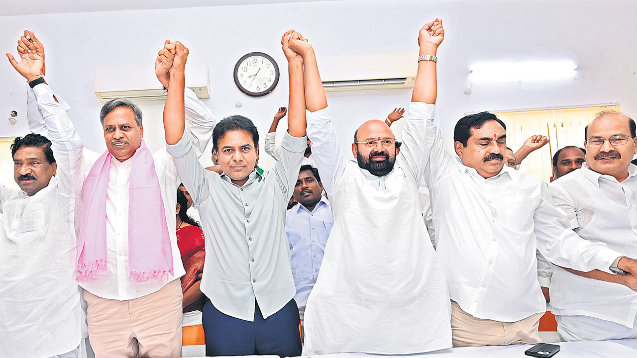 బీఆర్‌ఎస్‌లో టీం స్పిరిట్‌