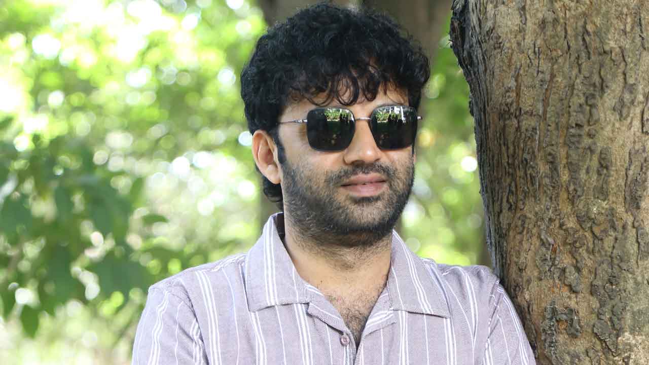 వాస్తు పాత్ర గుర్తింపు తెస్తుంది