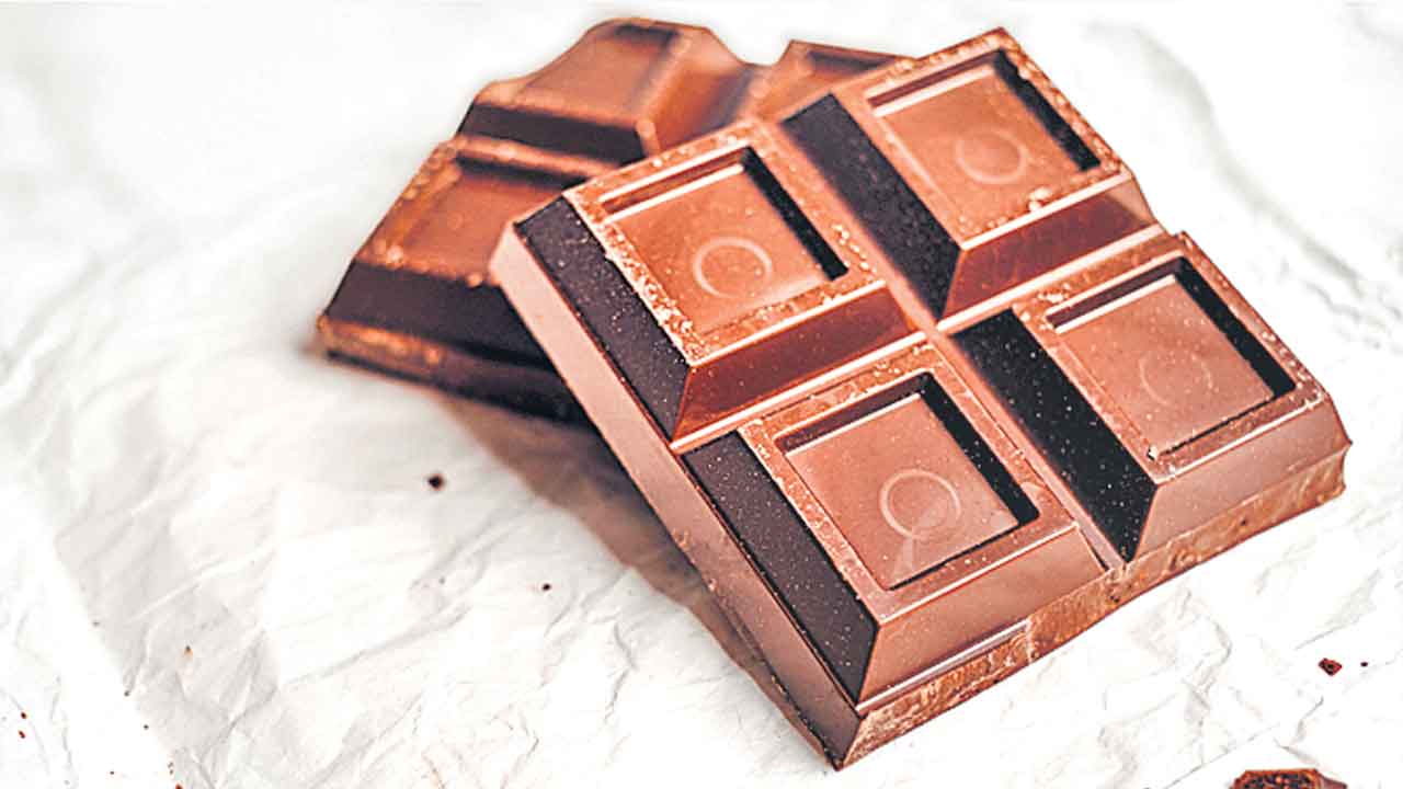 Chocolates | చాక్లెట్లలో ప్రమాదకర స్థాయిలో సీసం, క్యాడ్మియం.. గర్భిణులు, చిన్నారులపై తీవ్ర ప్రభావం