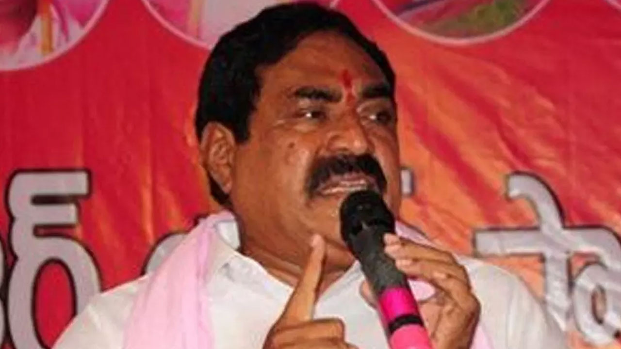 ఎర్రబెల్లి నామినేషన్‌కు విరాళాలు