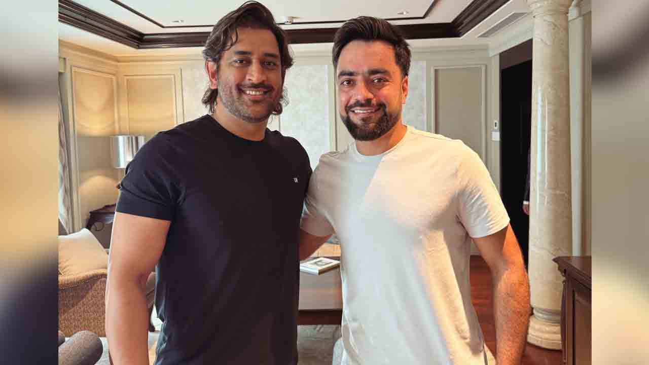 Dhoni – Rashid Khan | ధోనిని కలుసుకున్న రషీద్ ఖాన్.. ఫొటో వైరల్