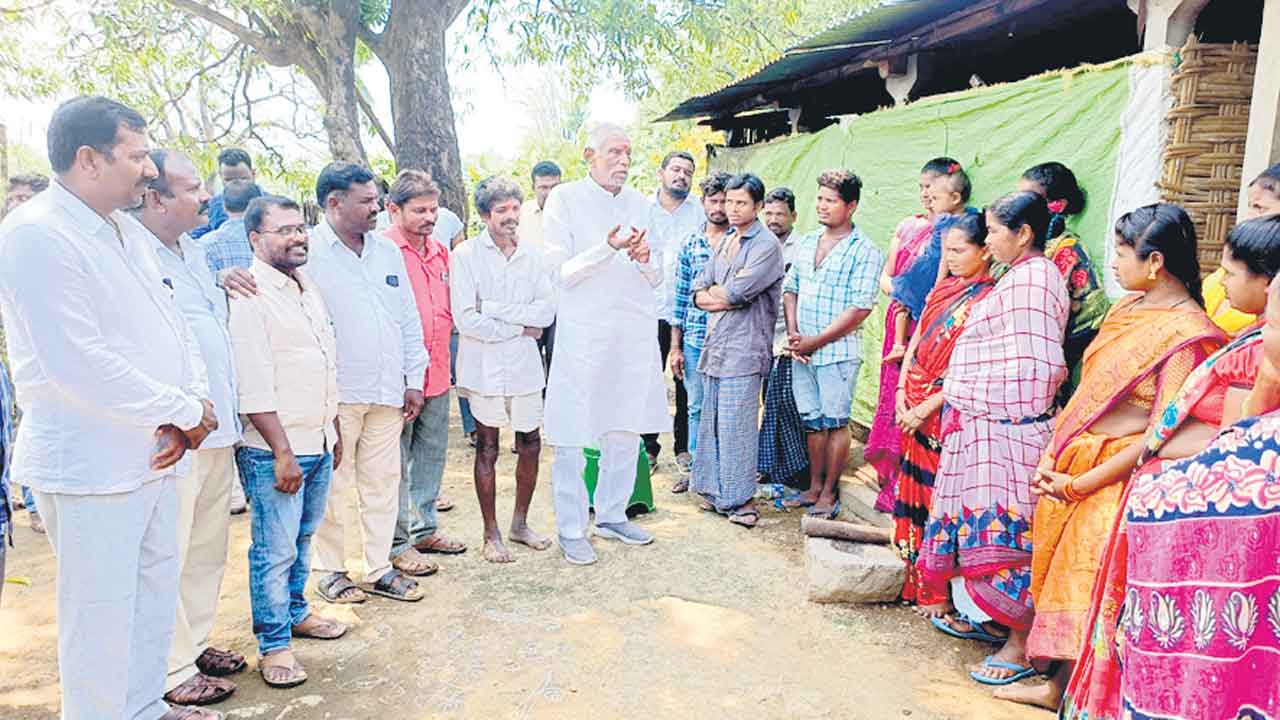 మోసపోతే గోసపడుతాం..