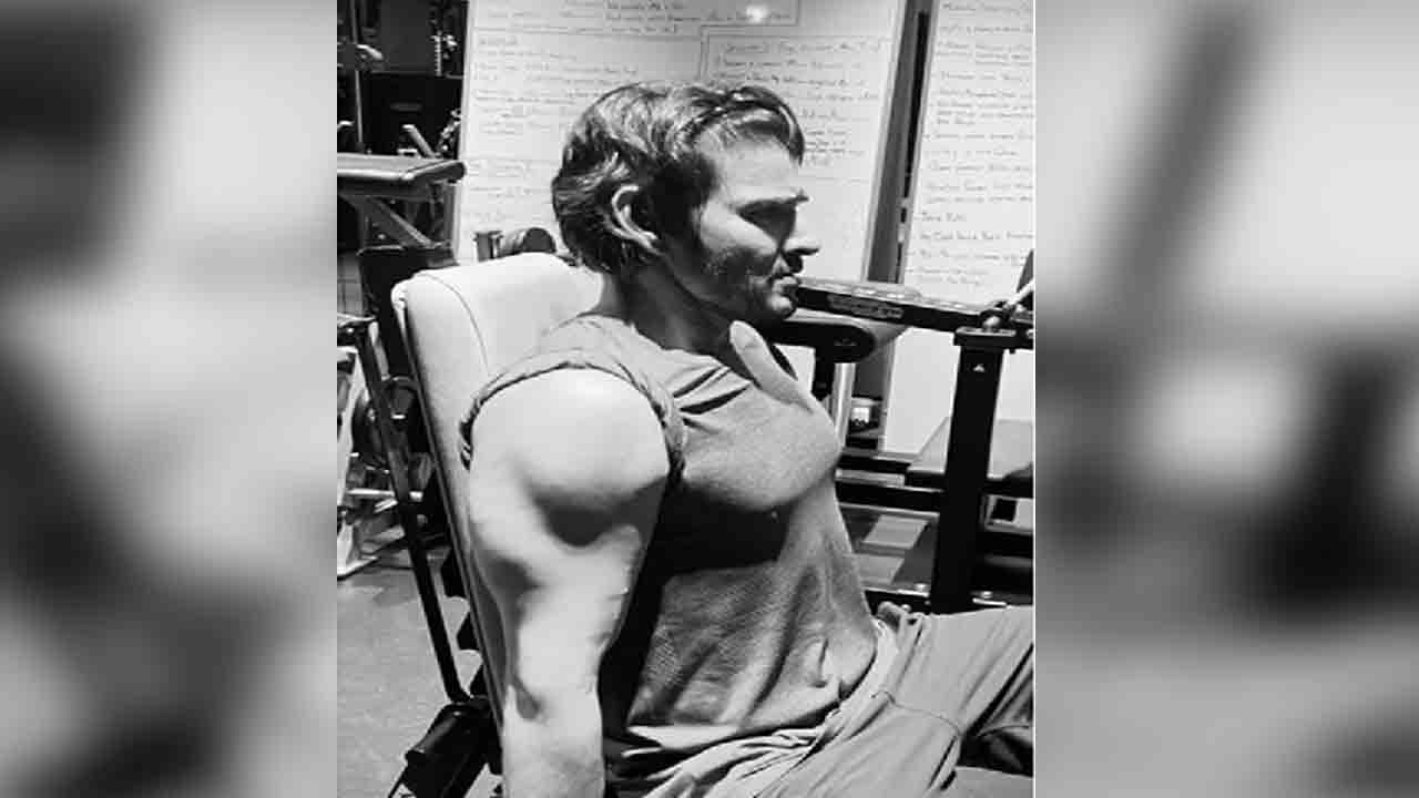 Mahesh Babu | జిమ్‌లో మహేష్ బాబు వర్కవుట్స్.. బెంబేలేత్తిస్తున్న లేటెస్ట్ లుక్