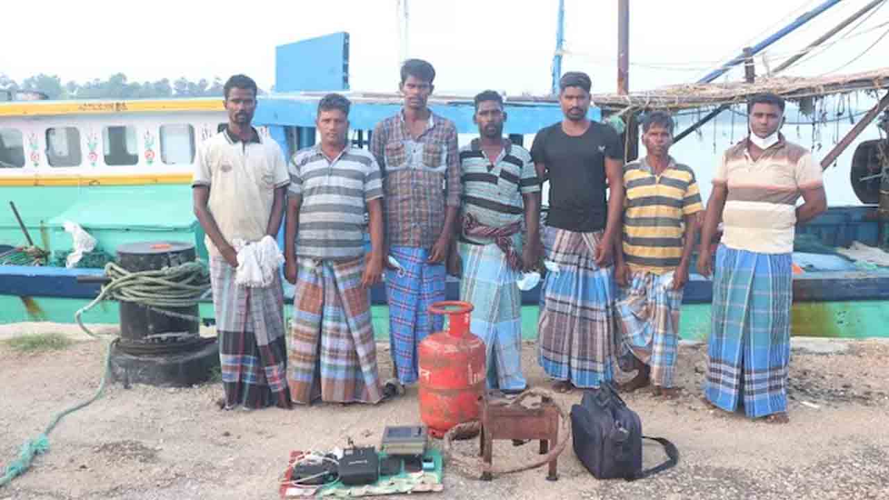 37 మంది భారత మత్స్యకారుల అరెస్ట్‌