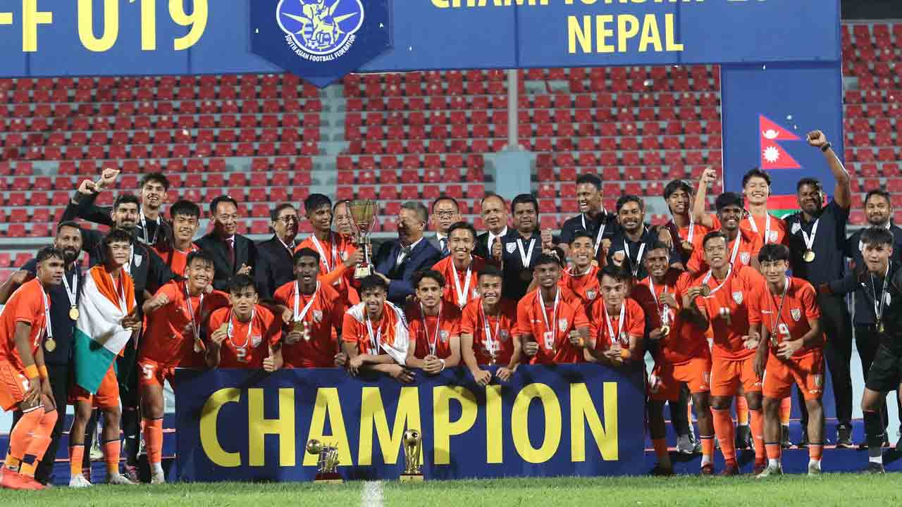దక్షిణాసియా అండర్‌-19 ఫుట్‌బాల్‌ చాంపియన్‌గా యువ భారత్‌