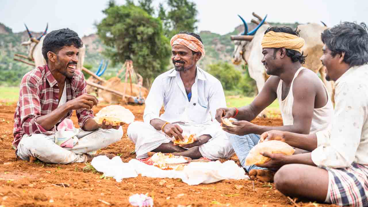 CM KCR |  కేసీఆర్‌ మాటంటే మాటే.. తెల్లరేషన్‌ కార్డుల ద్వారా సన్నబియ్యం పంపిణీ.. బీఆర్‌ఎస్‌ విప్లవాత్మక హామీ
