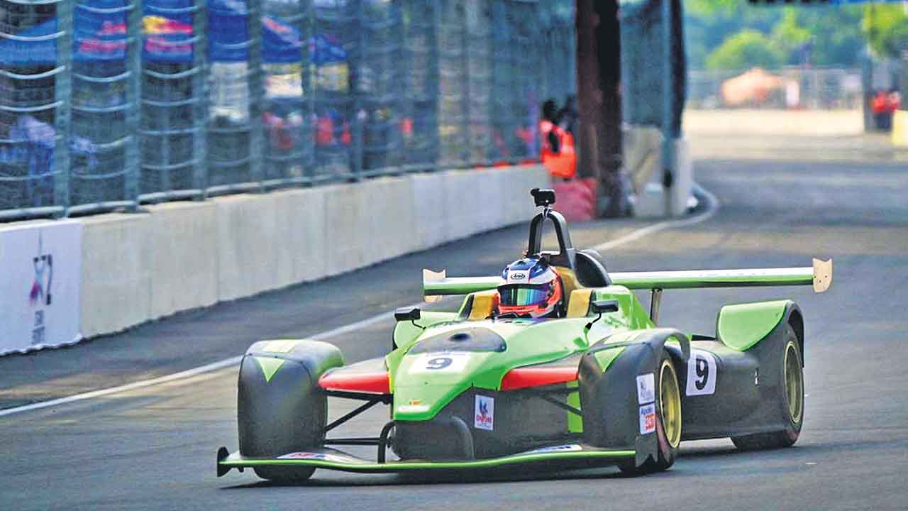 Hyderabad | హైదరాబాద్‌లో జరగాల్సిన ఇండియన్ రేసింగ్‌ లీగ్‌ రద్దు.. కారణమిదే!