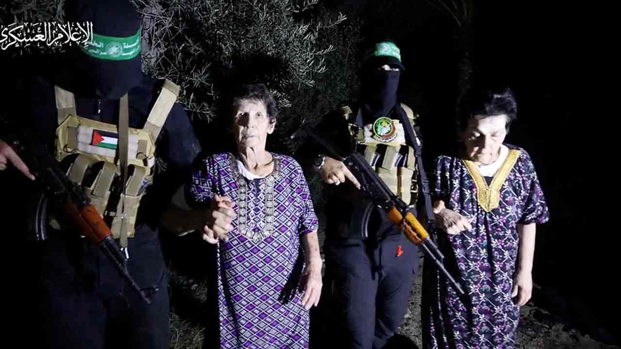 Hamas | మ‌రో ఇద్ద‌రు బందీల‌ను విడుద‌ల చేసిన హ‌మాస్