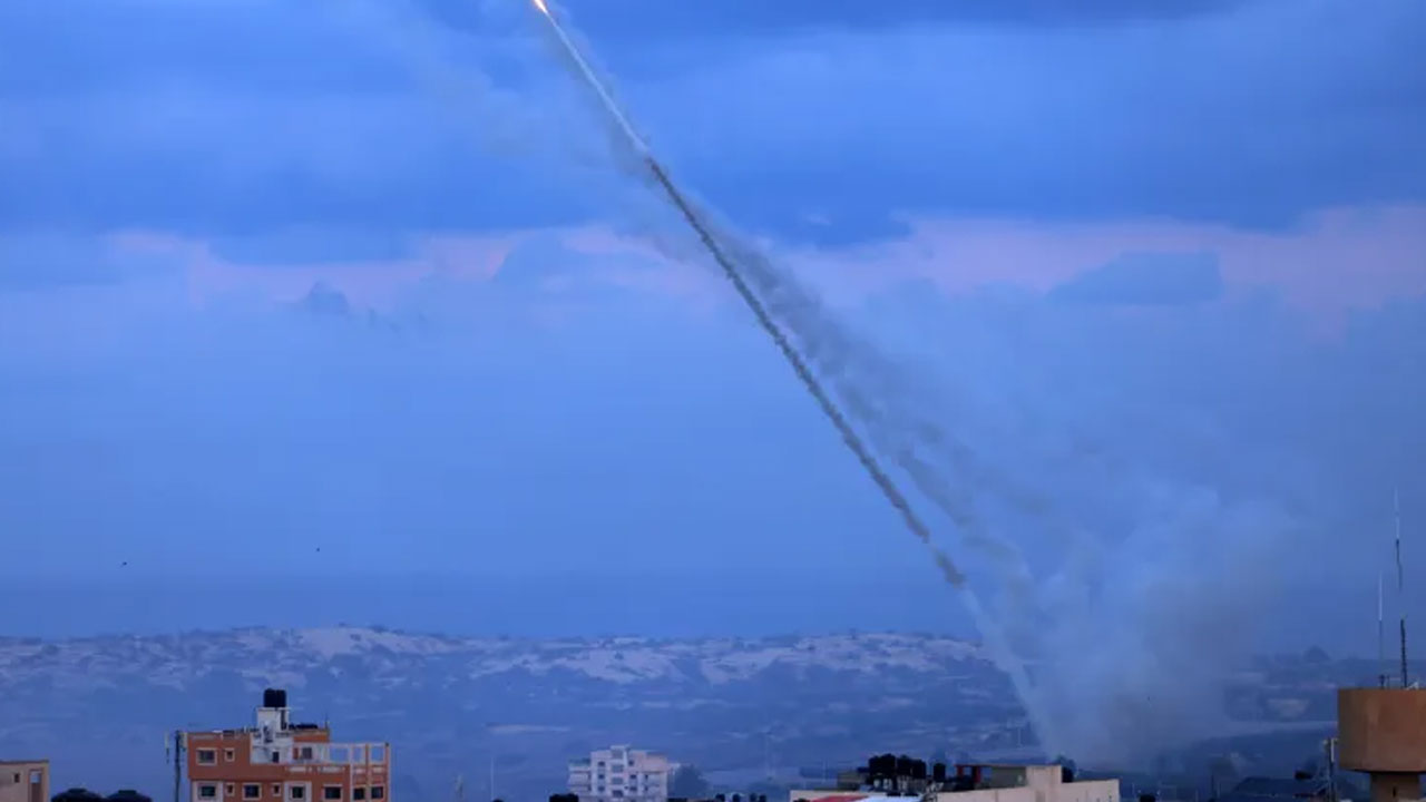 Hamas: 20 నిమిషాల్లోనే 5000 రాకెట్లతో అటాక్‌.. వీడియోలు