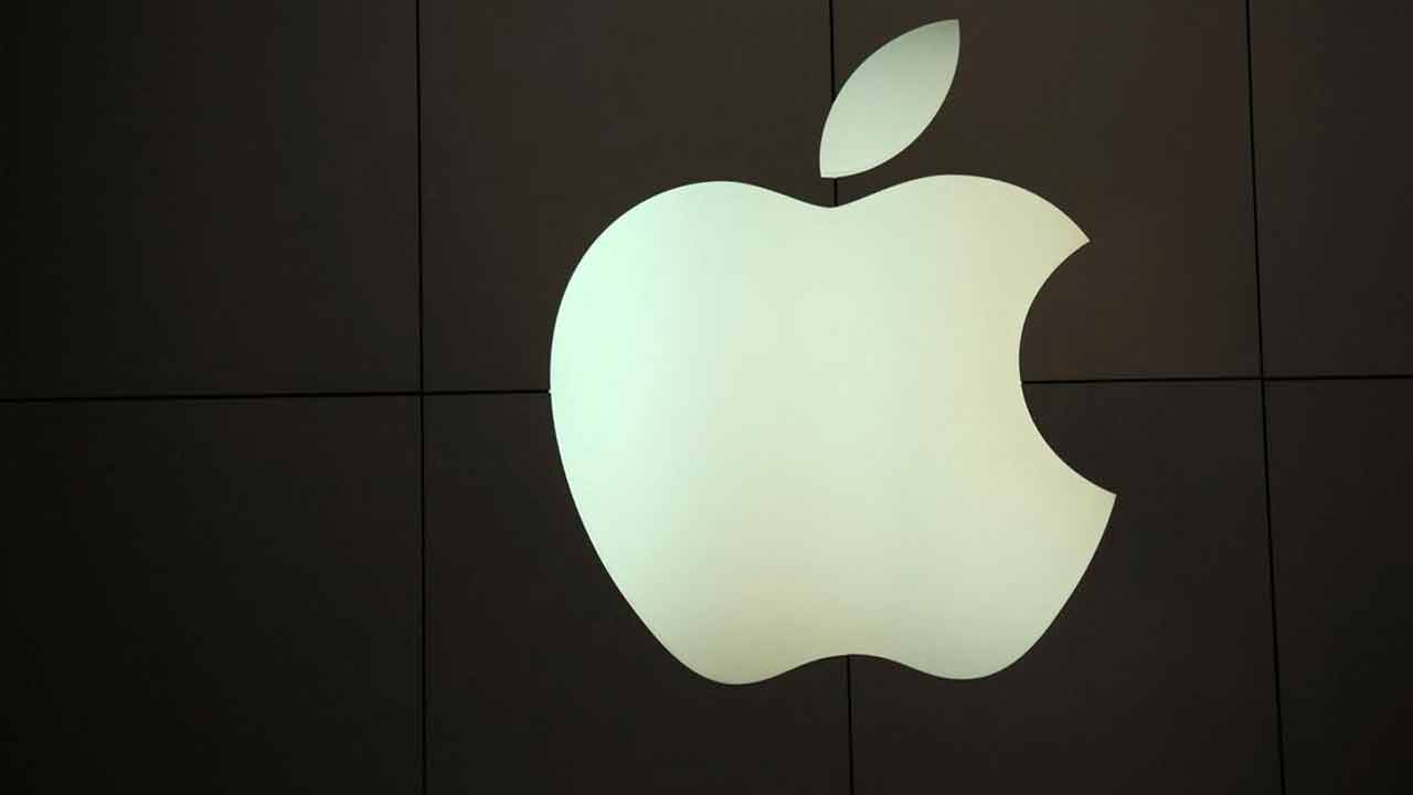 iPhones Hacking: మా ఐఫోన్ల‌ను హ్యాక్ చేస్తున్నారు.. ప్ర‌తిప‌క్ష ఎంపీల ఆరోప‌ణ‌