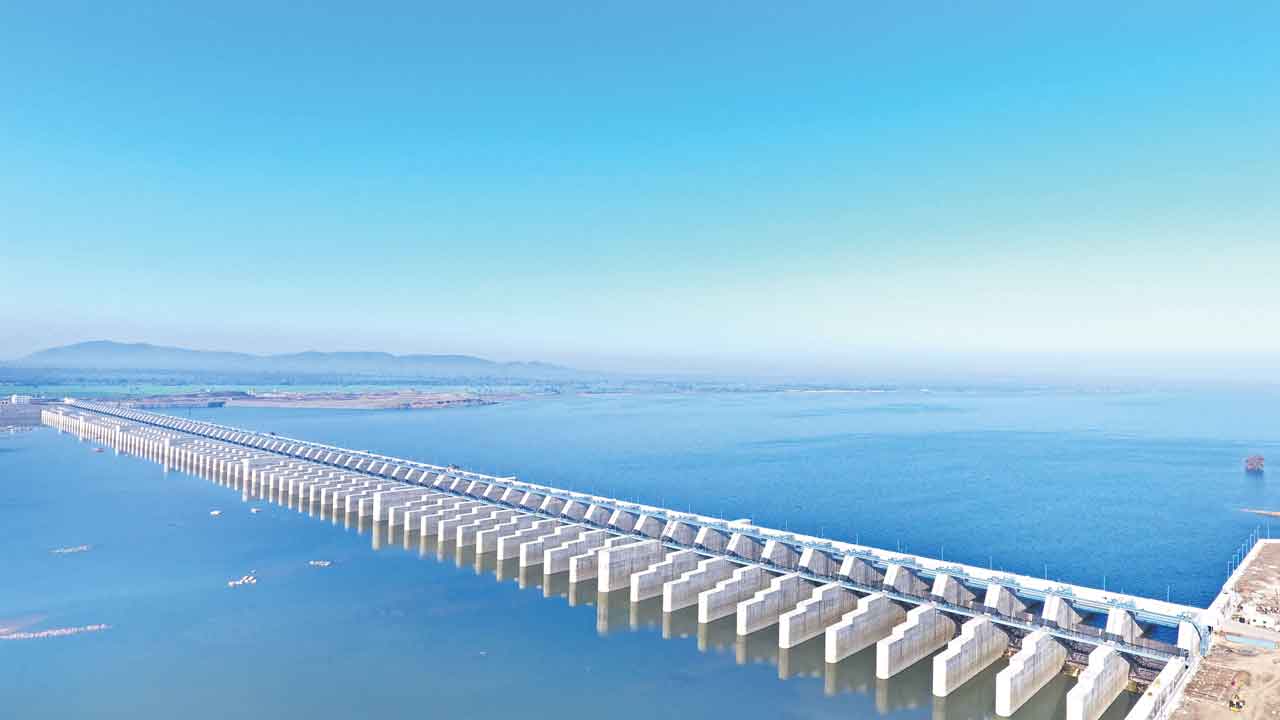 Kaleshwaram | కాళేశ్వరం ఆయకట్టుకు ఢోకా లేదు.. మేడిగడ్డ బరాజ్‌లోని పిల్లర్‌ కుంగినా నీళ్ల పంపింగ్‌ ఆగదు.. ఇంజినీరింగ్‌ నిపుణుల భరోసా