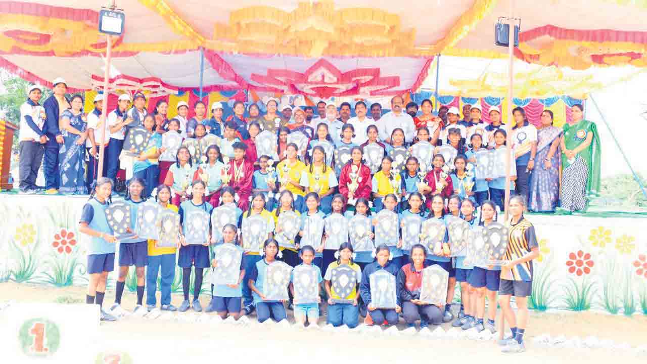 బాన్సువాడలో ముగిసిన జోనల్‌స్థాయి క్రీడాపోటీలు