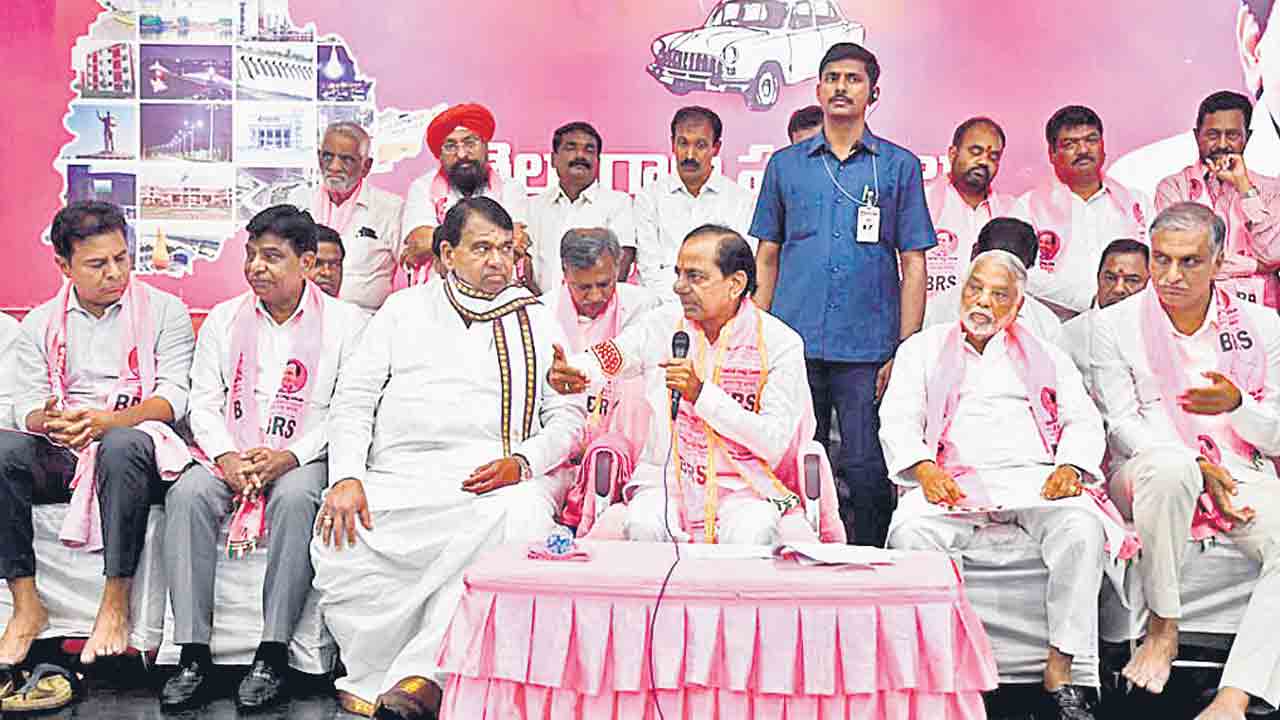 మానవాభివృద్ధికి పెద్దపీట