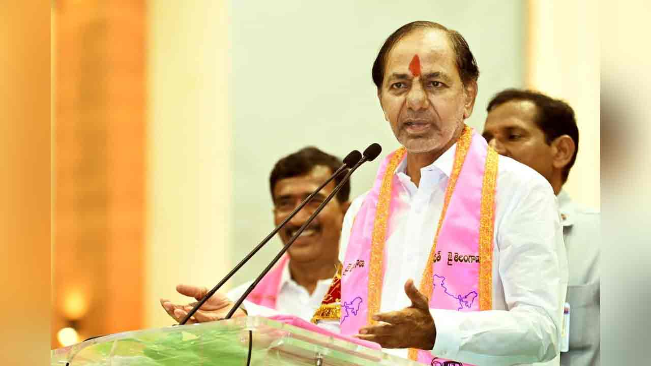 CM KCR | బీఆర్ఎస్ హ్యాట్రిక్ విజ‌యం ఖాయం.. 95 నుంచి 105 స్థానాల్లో గెలుపు ప‌క్కా : సీఎం కేసీఆర్