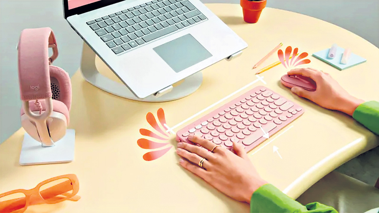 Naya Mall | ఈ కీబోర్డుతో ల్యాప్‌టాప్‌, ఫోన్‌ రెండూ ఒకేసారి కనెక్ట్‌ చేసుకుని యూజ్‌ చేసుకోవచ్చు!