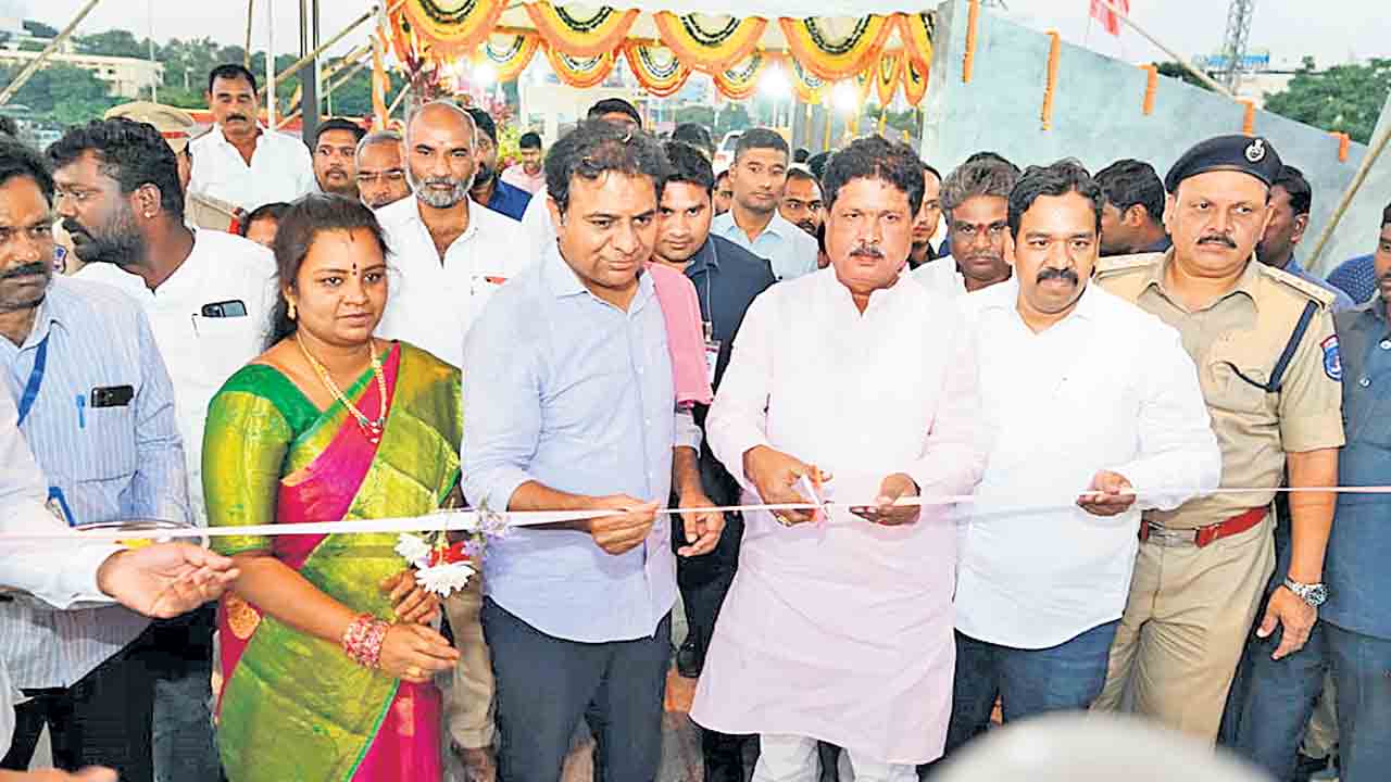 పేదల అభివృద్ధే.. మాకు గీటురాయి