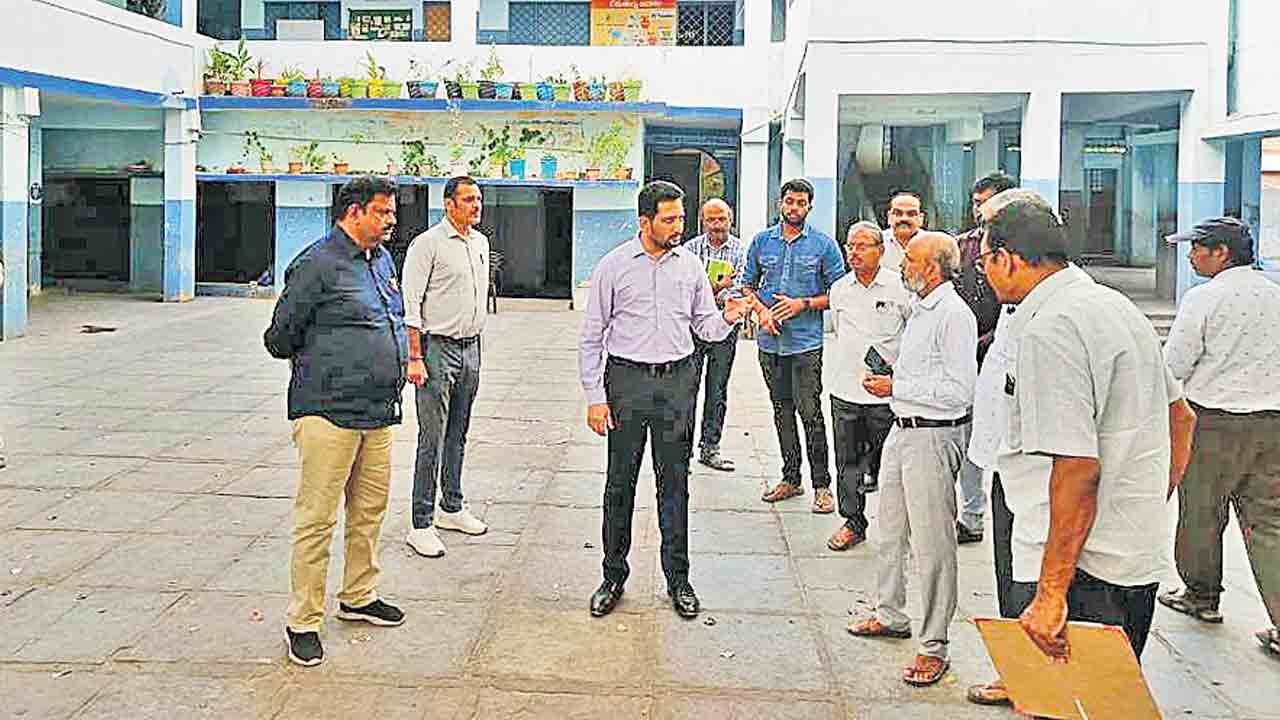 పారదర్శకంగా ఎన్నికల నిర్వహణ..