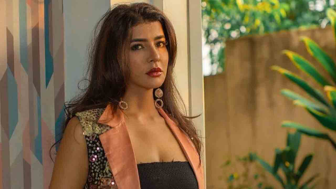 Manchu Lakshmi | స్వలింగ వివాహాలకు సుప్రీం నో.. గుండె పగిలిందన్న మంచు లక్ష్మి