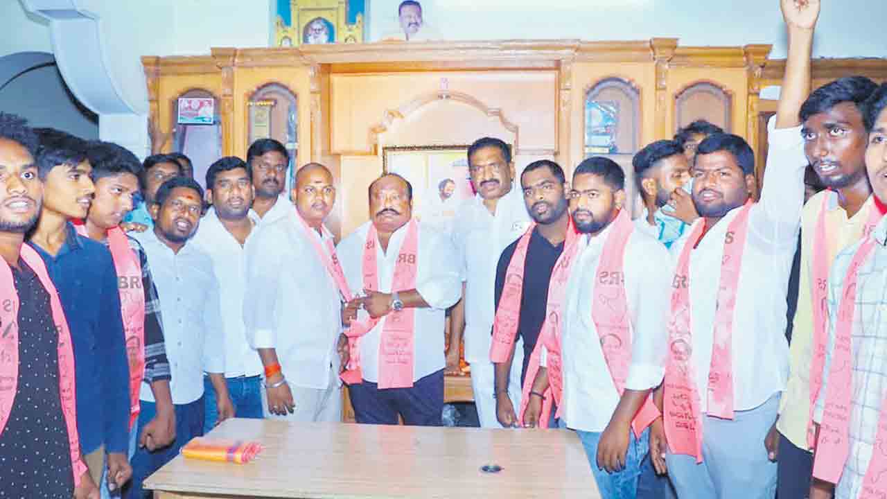 కార్యకర్తలకు అండగా ఉంటా