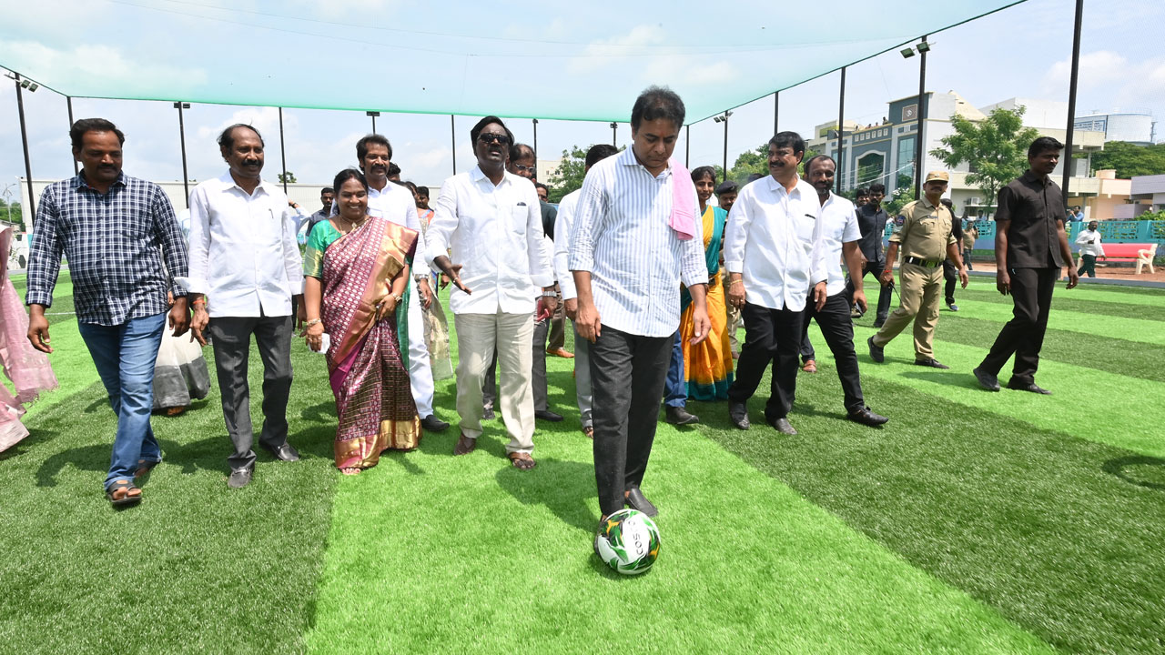 Minister Ktr