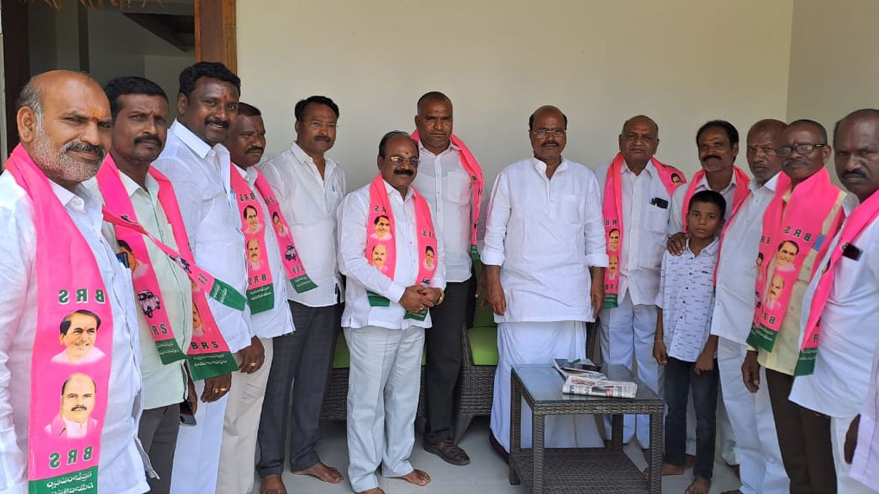 MLA Kishan Reddy | బీఆర్‌ఎస్‌లోకి హస్తం నేతలు..ఎమ్మెల్యే కిషన్‌రెడ్డి సమక్షంలో పార్టీలో చేరికలు