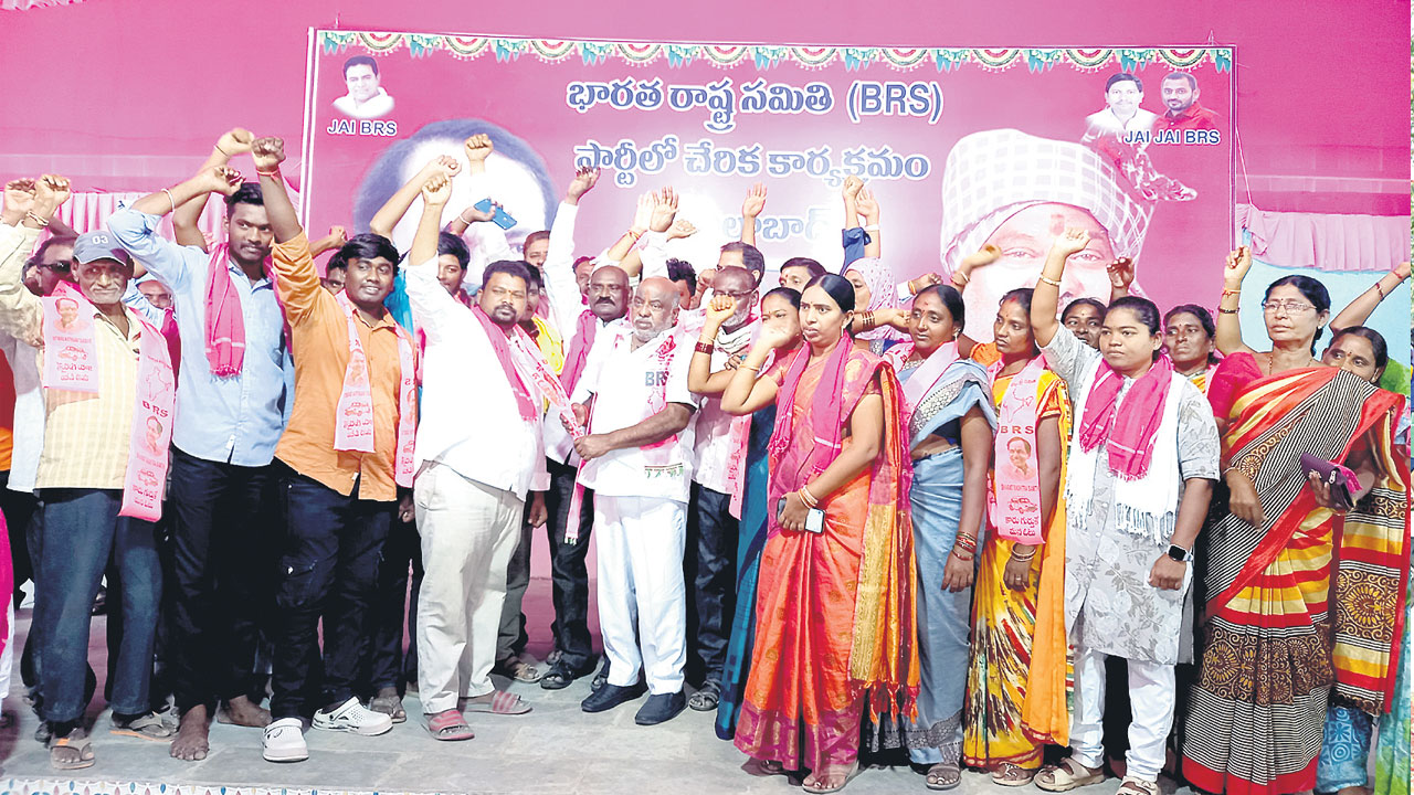 కారు.. మన కేసీఆర్‌..