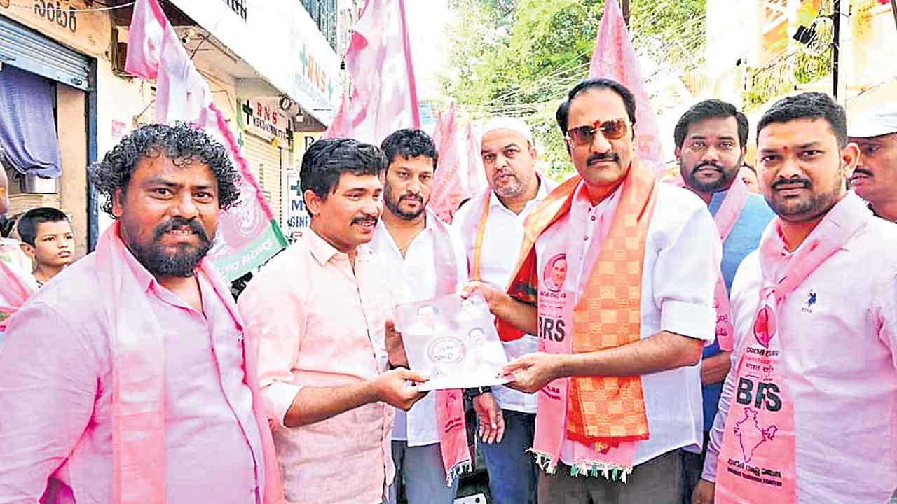 సంక్షేమ పథకాలతో పేదల్లో సంతోషాలు