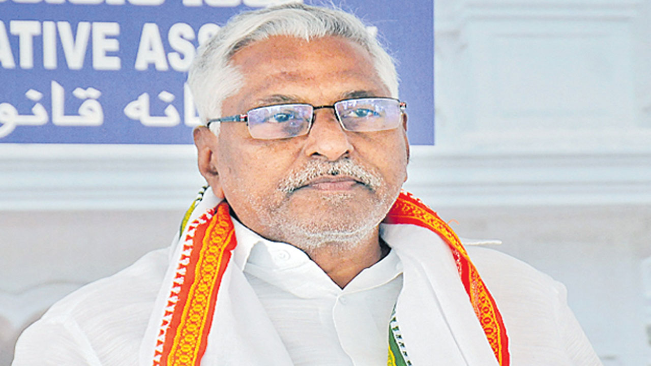 MLC Jeevan Reddy | పార్టీ అధిష్ఠానంపై జీవన్‌ రెడ్డి ఆగ్రహం.. ఎమ్మెల్సీ పదవికి రాజీనామా?
